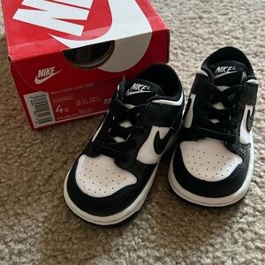 Brand new Baby Nike Dunks - Size 4c